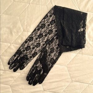 Long Lace Gloves
